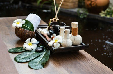 深圳丝足按摩给你无微不至的呵护